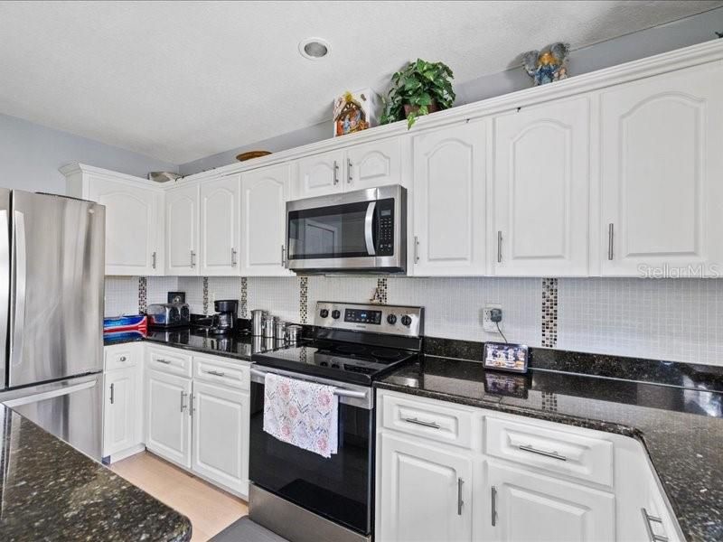 En Venta: $347,900 (2 camas, 2 baños, 1485 Pies cuadrados)