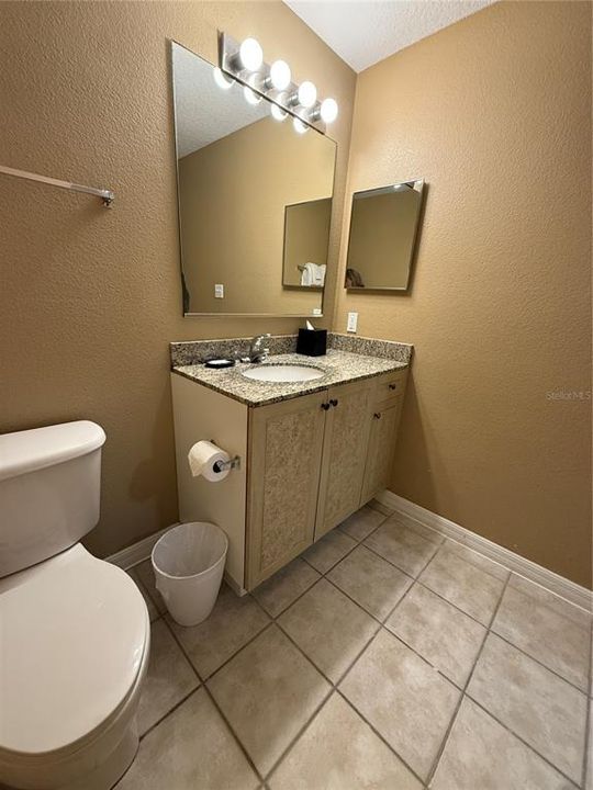For Sale: $240,000 (2 beds, 2 baths, 1178 Square Feet)