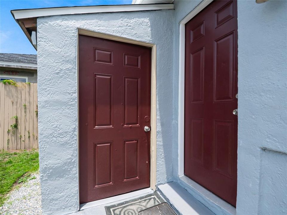На продажу: $324,000 (4 спален, 4 ванн, 1315 Квадратных фут)