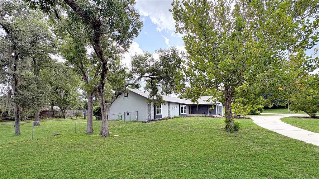 En Venta: $345,000 (3 camas, 2 baños, 1600 Pies cuadrados)