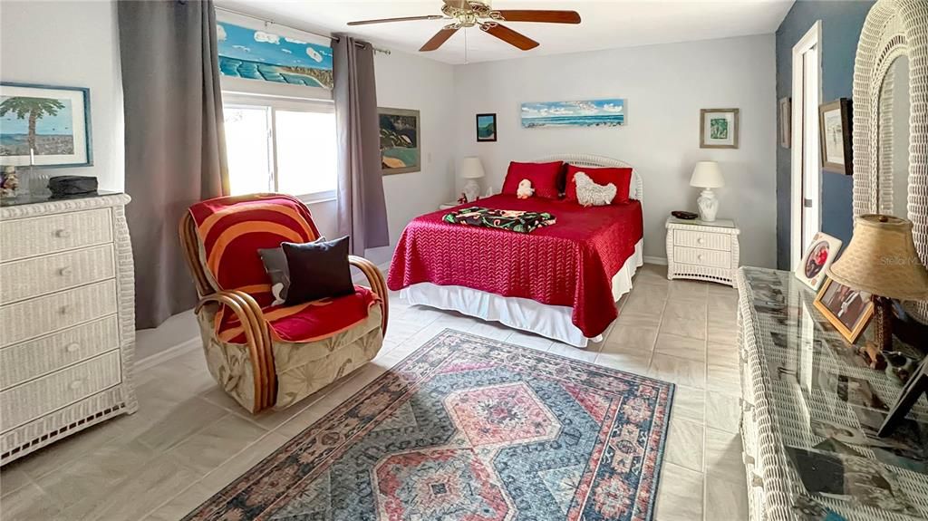 En Venta: $345,000 (3 camas, 2 baños, 1600 Pies cuadrados)