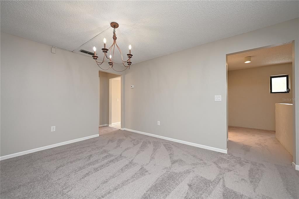 For Rent: $1,560 (2 beds, 2 baths, 1300 Square Feet)