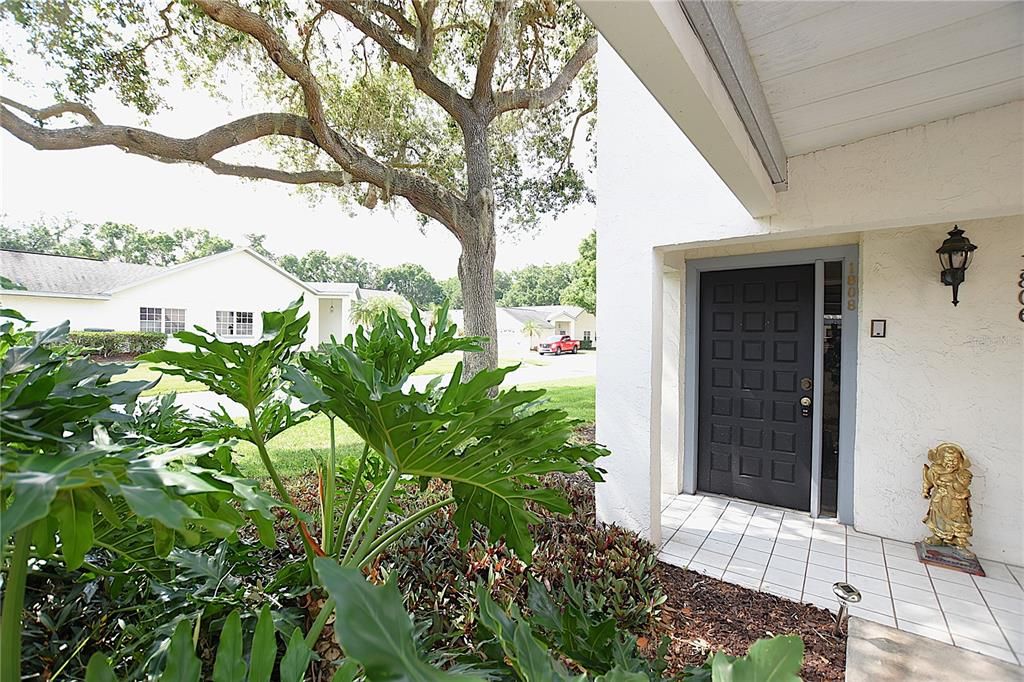 For Rent: $1,560 (2 beds, 2 baths, 1300 Square Feet)