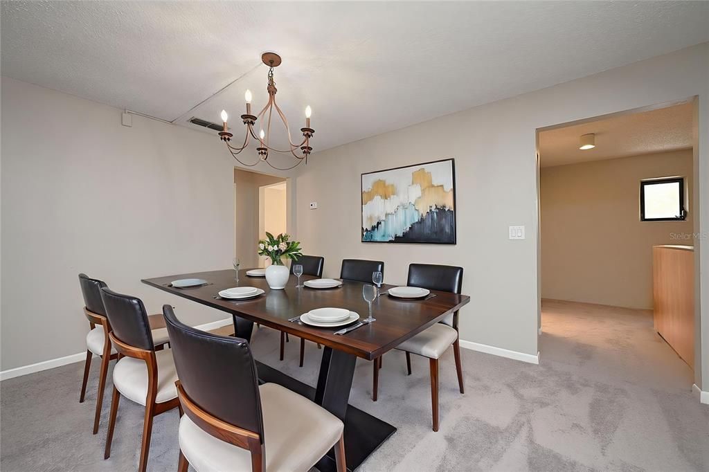 For Rent: $1,560 (2 beds, 2 baths, 1300 Square Feet)