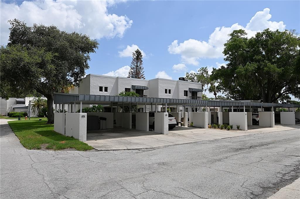 For Rent: $1,560 (2 beds, 2 baths, 1300 Square Feet)