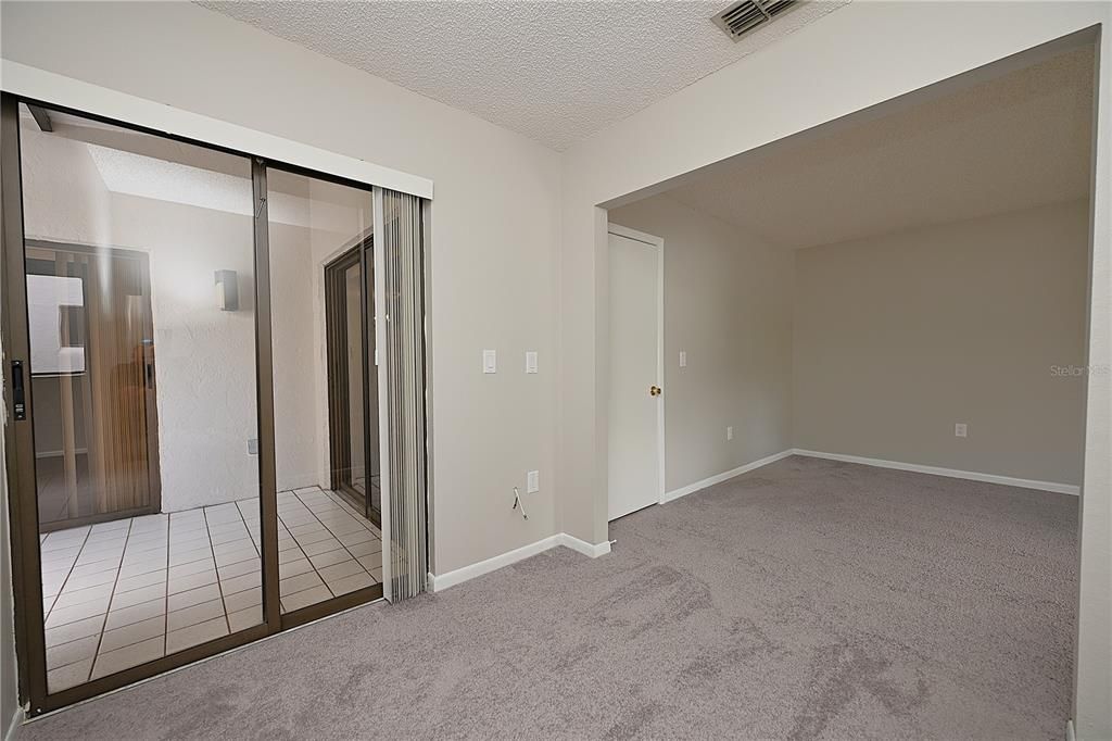 For Rent: $1,560 (2 beds, 2 baths, 1300 Square Feet)