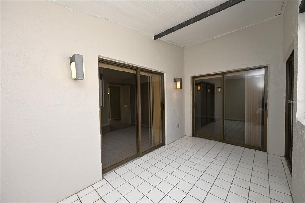 For Rent: $1,560 (2 beds, 2 baths, 1300 Square Feet)