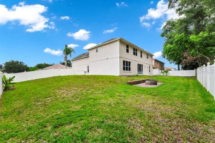 На продажу: $524,900 (5 спален, 4 ванн, 3856 Квадратных фут)