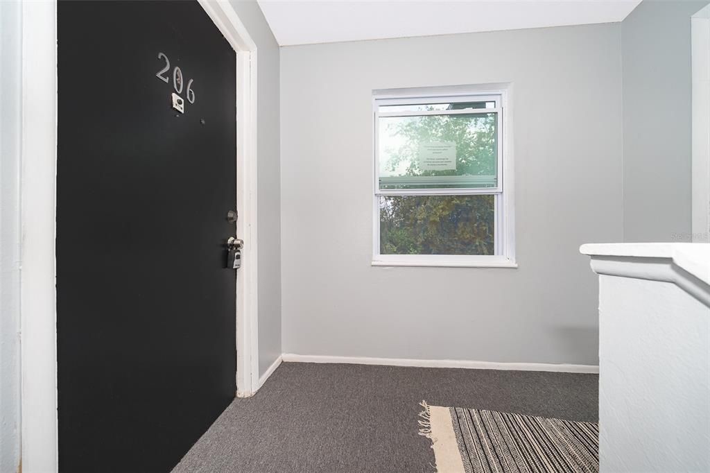 В аренду: $1,400 (2 спален, 1 ванн, 896 Квадратных фут)
