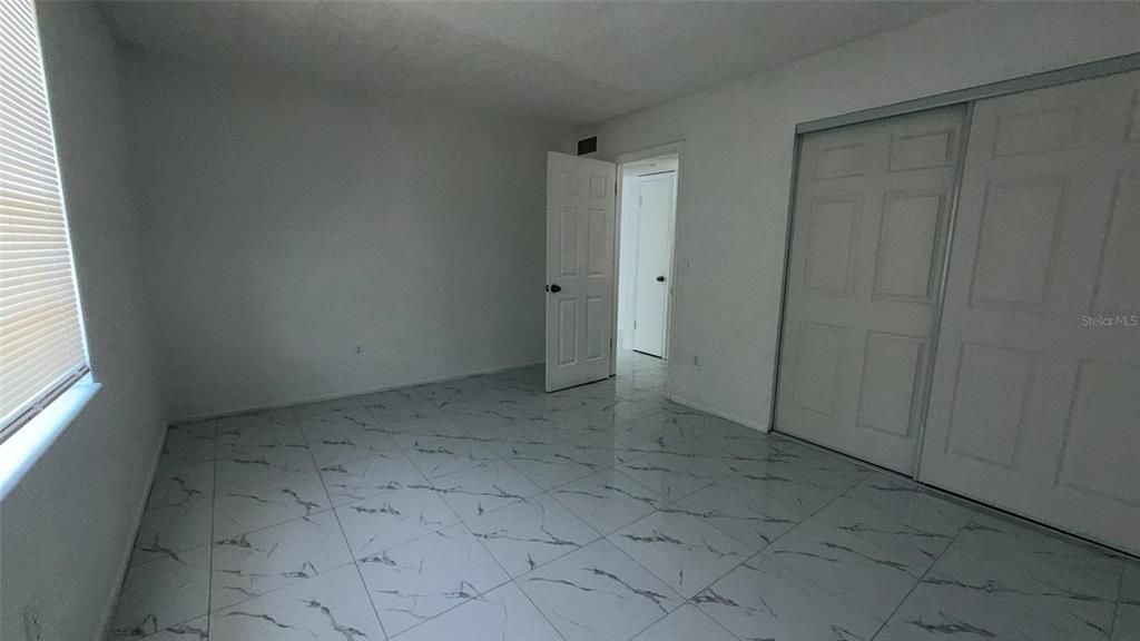В аренду: $1,400 (2 спален, 1 ванн, 896 Квадратных фут)