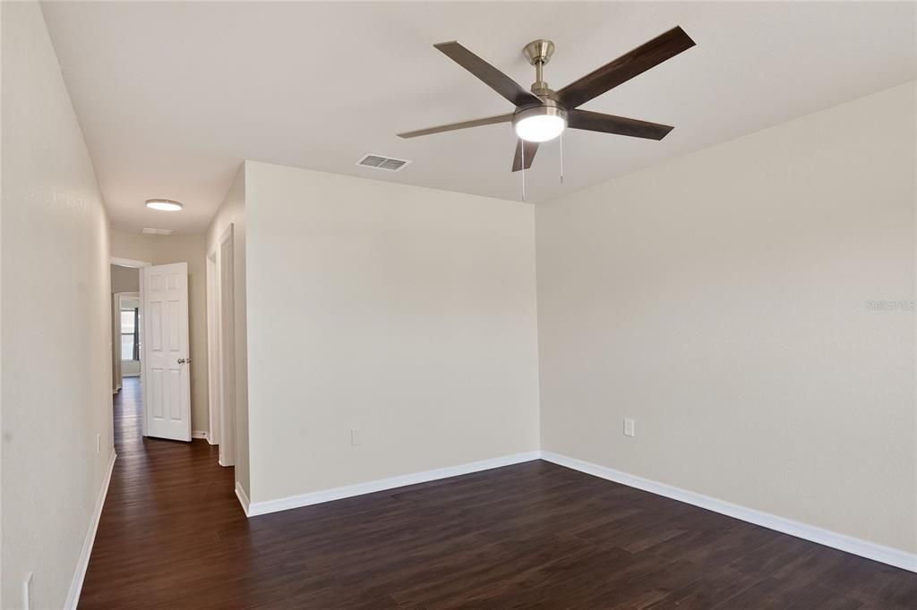 For Rent: $2,300 (4 beds, 2 baths, 1583 Square Feet)