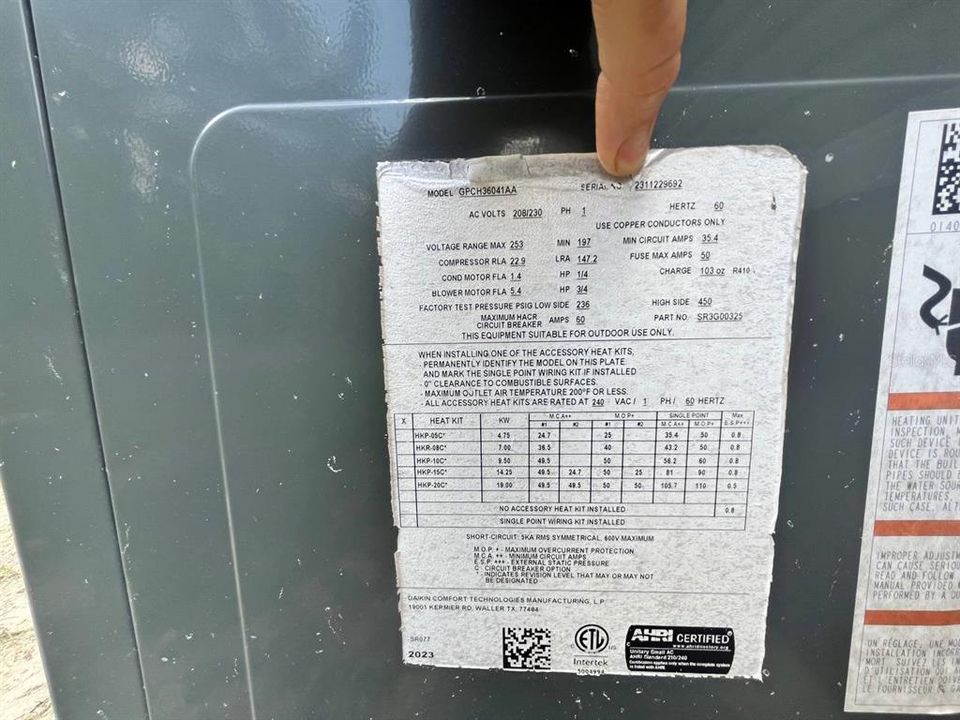 На продажу: $279,999 (4 спален, 3 ванн, 2280 Квадратных фут)