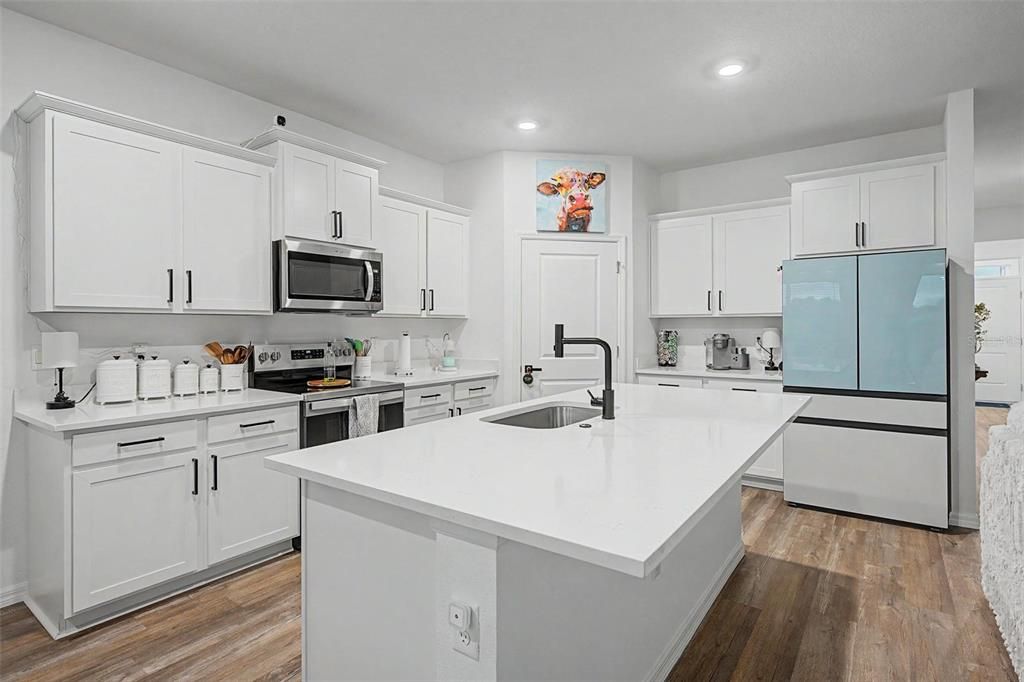 En Venta: $385,840 (4 camas, 2 baños, 2034 Pies cuadrados)