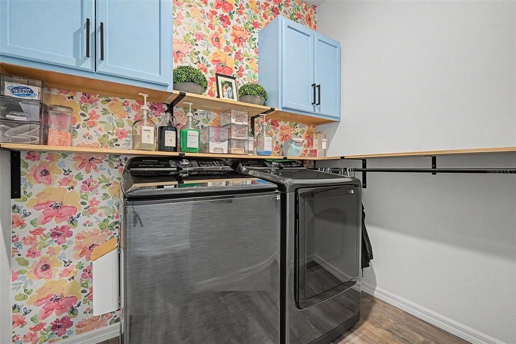 En Venta: $385,840 (4 camas, 2 baños, 2034 Pies cuadrados)