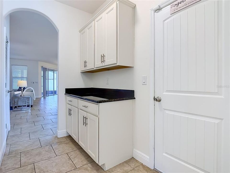 На продажу: $499,990 (4 спален, 3 ванн, 2787 Квадратных фут)