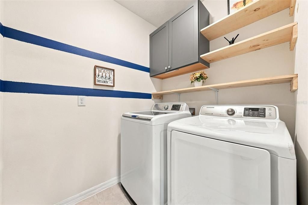 En Venta: $364,900 (4 camas, 2 baños, 1846 Pies cuadrados)