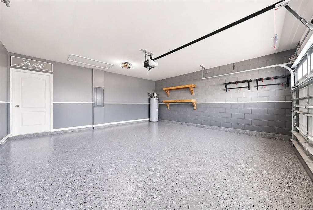 En Venta: $364,900 (4 camas, 2 baños, 1846 Pies cuadrados)