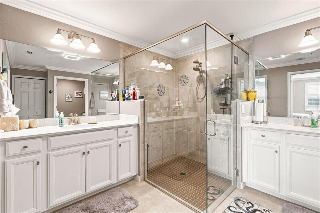На продажу: $399,900 (3 спален, 2 ванн, 1706 Квадратных фут)