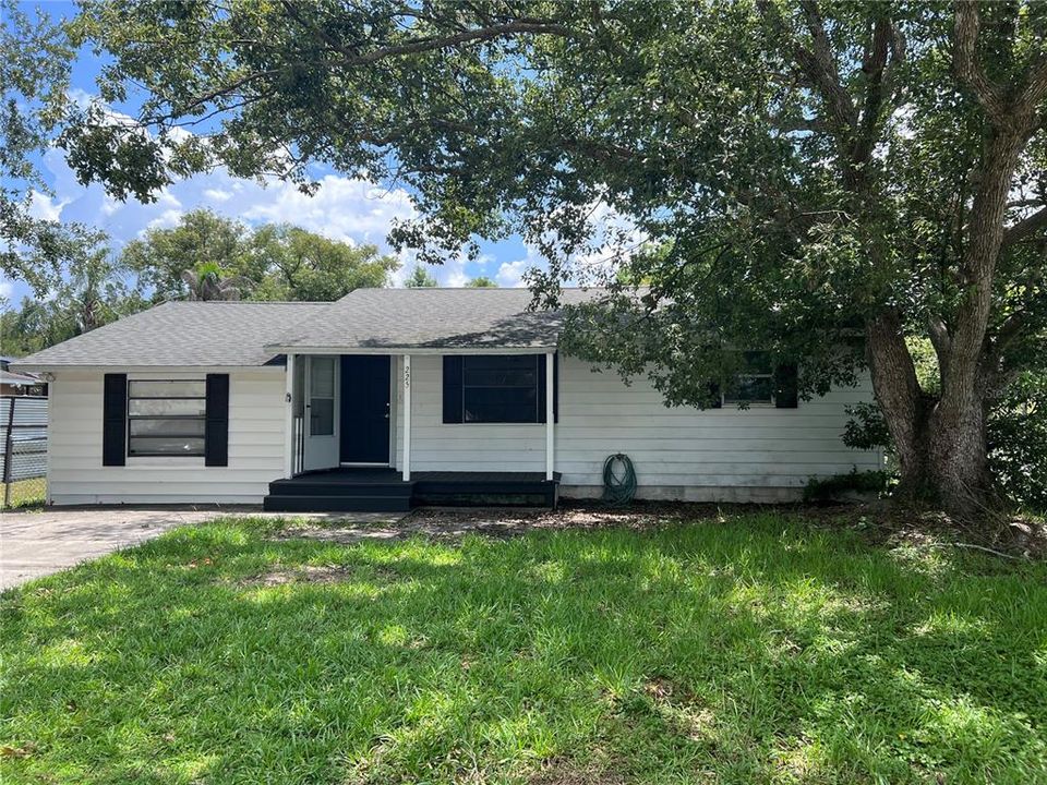 En Venta: $289,900 (2 camas, 2 baños, 1028 Pies cuadrados)