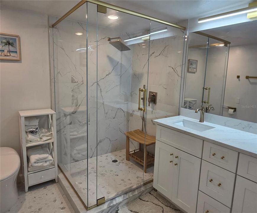 For Rent: $2,990 (2 beds, 2 baths, 1365 Square Feet)