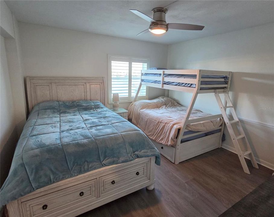 For Rent: $2,990 (2 beds, 2 baths, 1365 Square Feet)