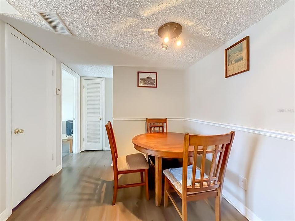 На продажу: $135,000 (1 спален, 1 ванн, 650 Квадратных фут)