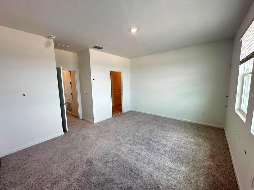 В аренду: $2,750 (3 спален, 2 ванн, 1795 Квадратных фут)