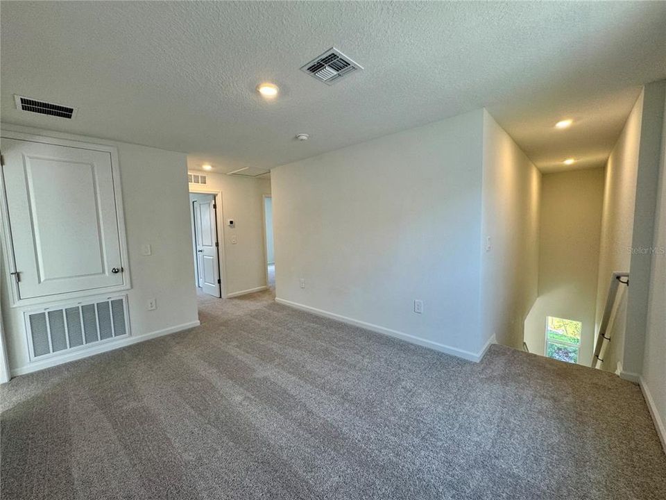 В аренду: $2,250 (5 спален, 2 ванн, 2112 Квадратных фут)