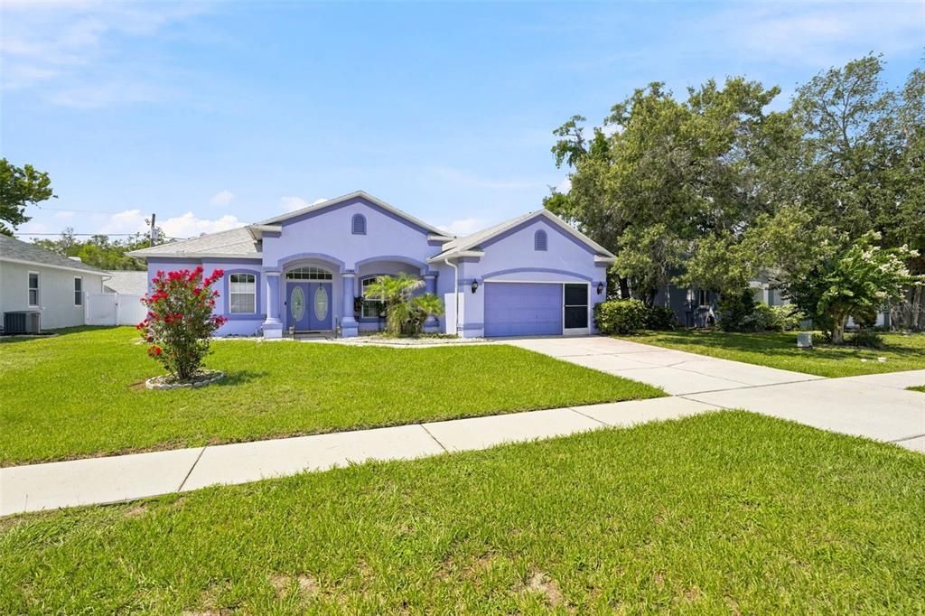 En Venta: $299,000 (3 camas, 2 baños, 1708 Pies cuadrados)