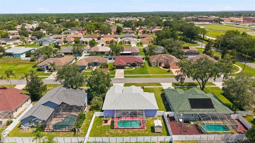 En Venta: $299,000 (3 camas, 2 baños, 1708 Pies cuadrados)