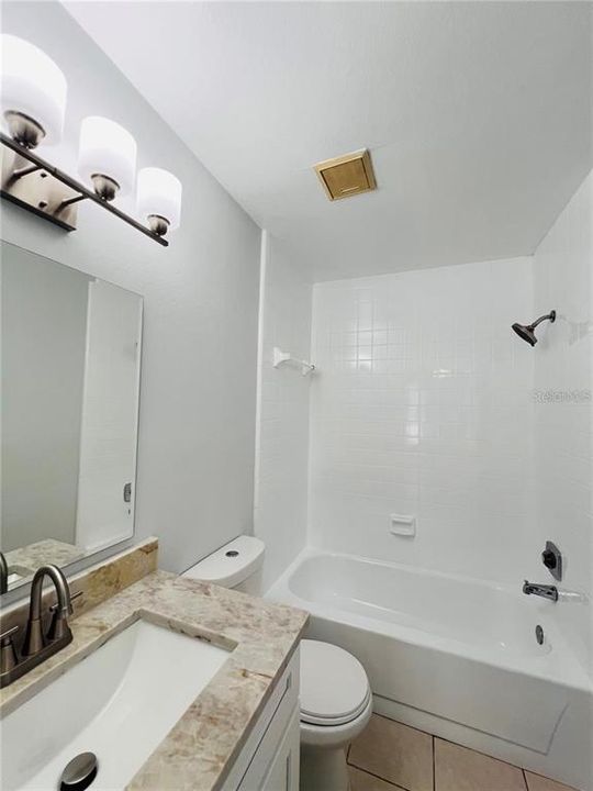 В аренду: $1,650 (2 спален, 2 ванн, 912 Квадратных фут)