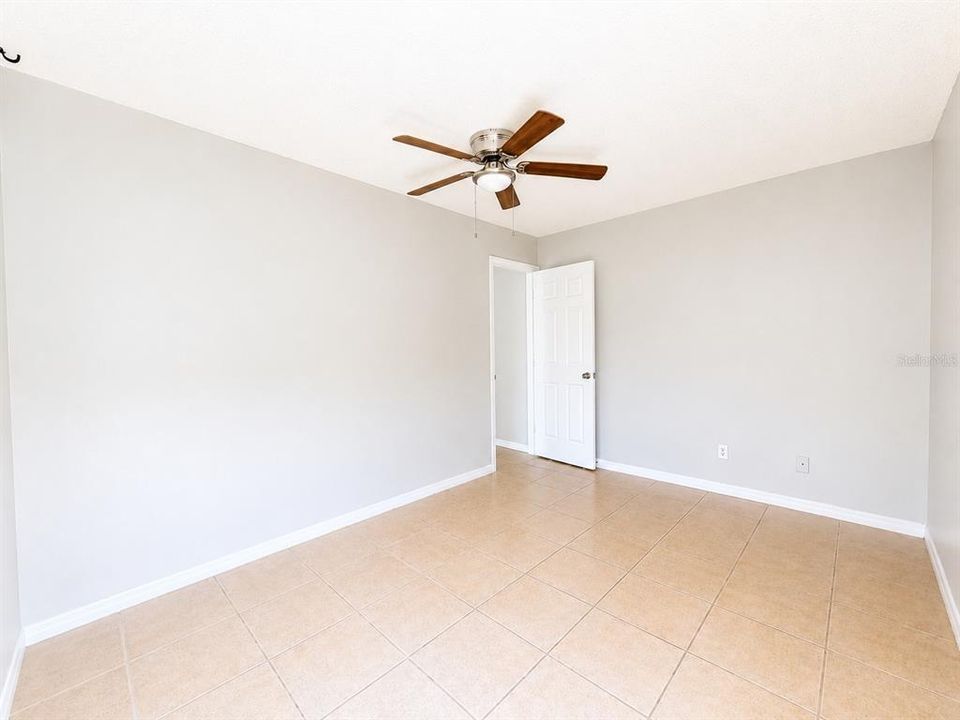 В аренду: $2,400 (3 спален, 2 ванн, 1356 Квадратных фут)