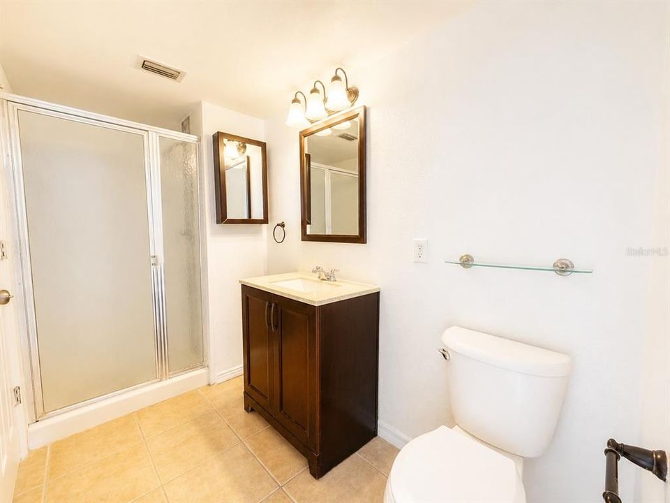 В аренду: $2,400 (3 спален, 2 ванн, 1356 Квадратных фут)