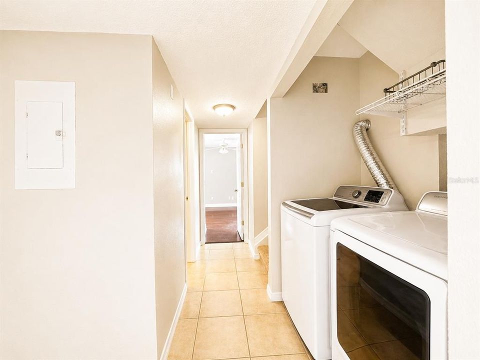 В аренду: $2,400 (3 спален, 2 ванн, 1356 Квадратных фут)