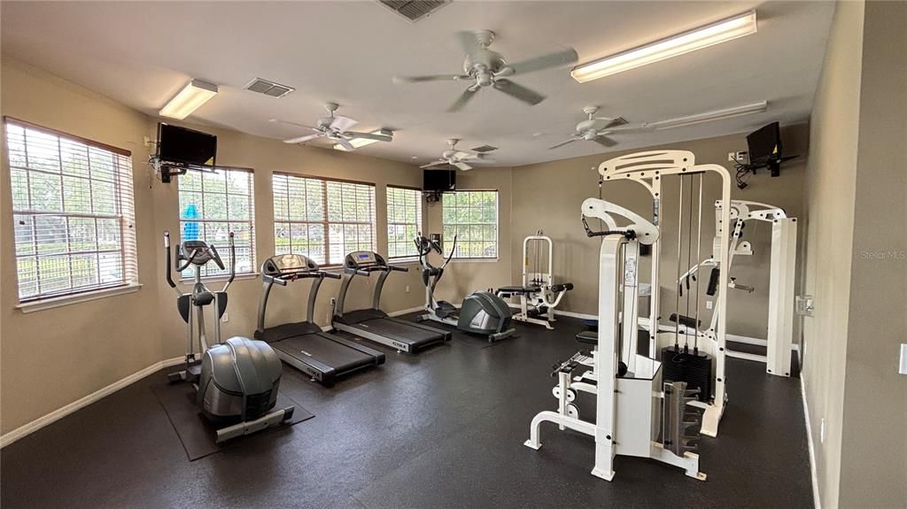 For Rent: $1,325 (1 beds, 1 baths, 615 Square Feet)