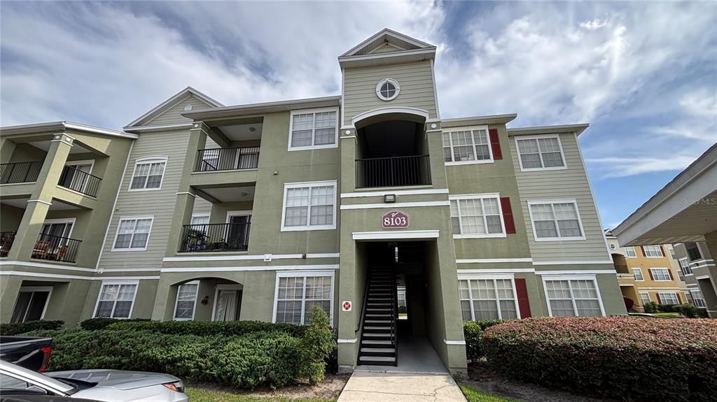 For Rent: $1,325 (1 beds, 1 baths, 615 Square Feet)