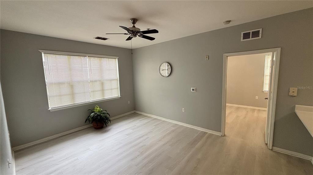 For Rent: $1,325 (1 beds, 1 baths, 615 Square Feet)