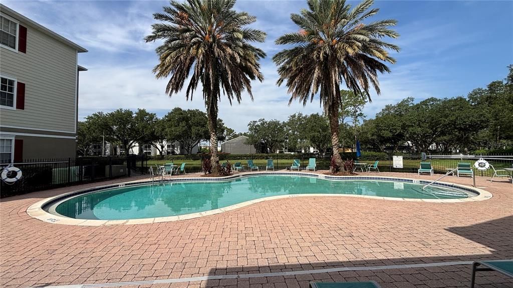 For Rent: $1,325 (1 beds, 1 baths, 615 Square Feet)