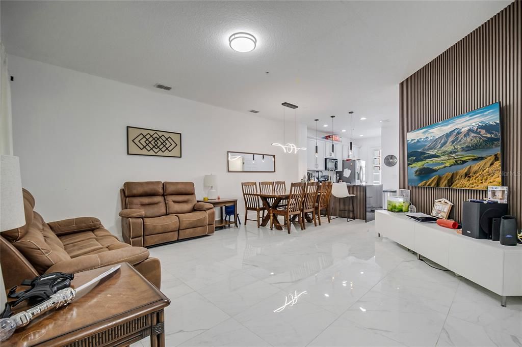For Sale: $420,000 (4 beds, 2 baths, 1628 Square Feet)