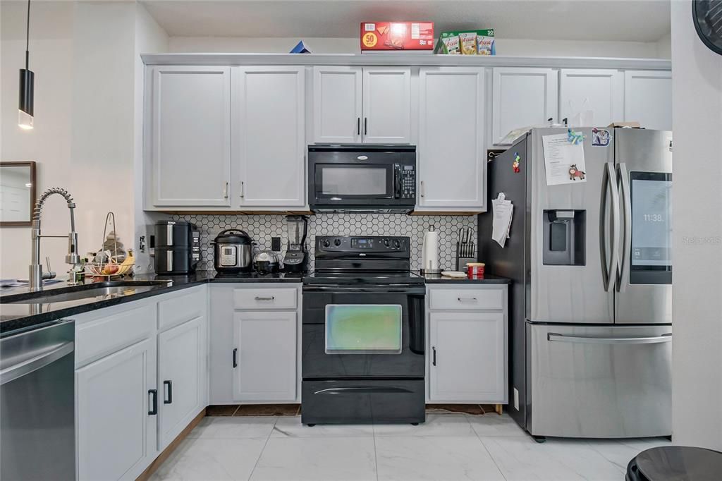 For Sale: $420,000 (4 beds, 2 baths, 1628 Square Feet)