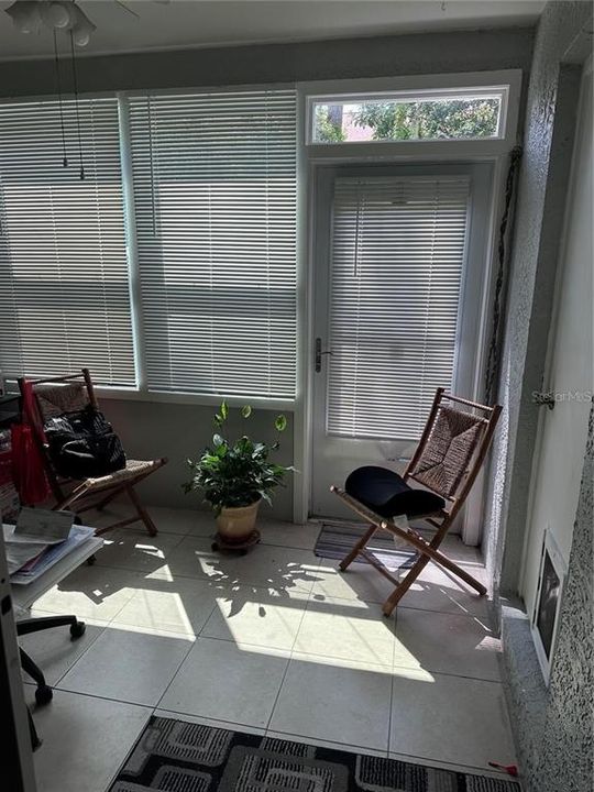 For Sale: $192,000 (2 beds, 2 baths, 1184 Square Feet)