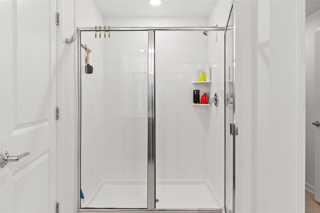 For Sale: $369,900 (4 beds, 2 baths, 1950 Square Feet)