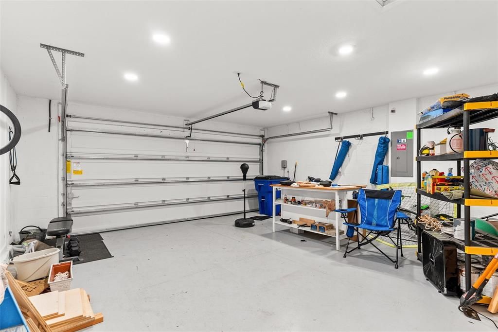 For Sale: $369,900 (4 beds, 2 baths, 1950 Square Feet)