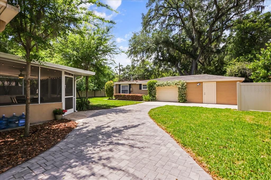 For Sale: $1,100,000 (5 beds, 4 baths, 3466 Square Feet)