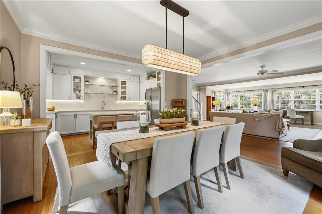 For Sale: $1,100,000 (5 beds, 4 baths, 3466 Square Feet)