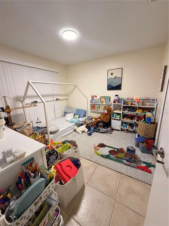 En Renta: $2,000 (3 camas, 2 baños, 1184 Pies cuadrados)