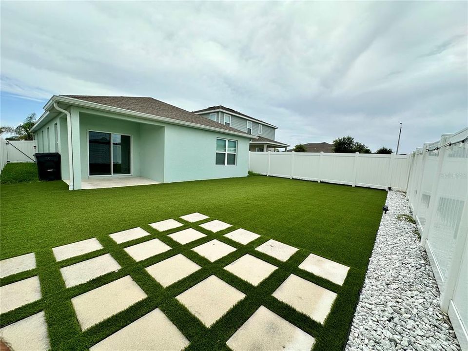 En Venta: $349,000 (3 camas, 2 baños, 1500 Pies cuadrados)