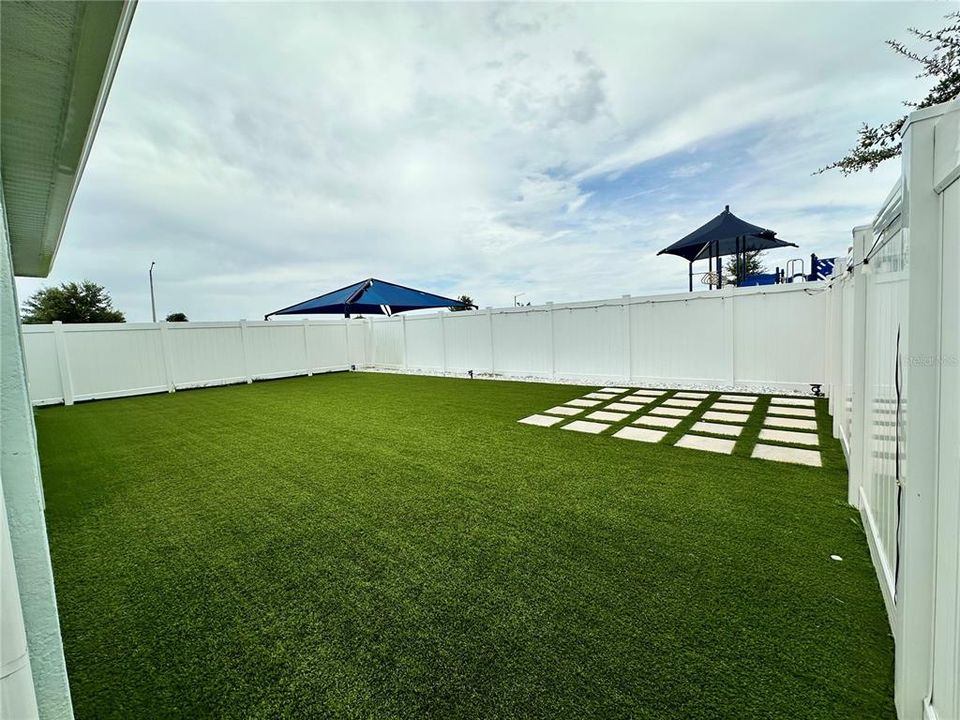 En Venta: $349,000 (3 camas, 2 baños, 1500 Pies cuadrados)