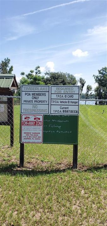 En Venta: $45,000 (2.50 acres)
