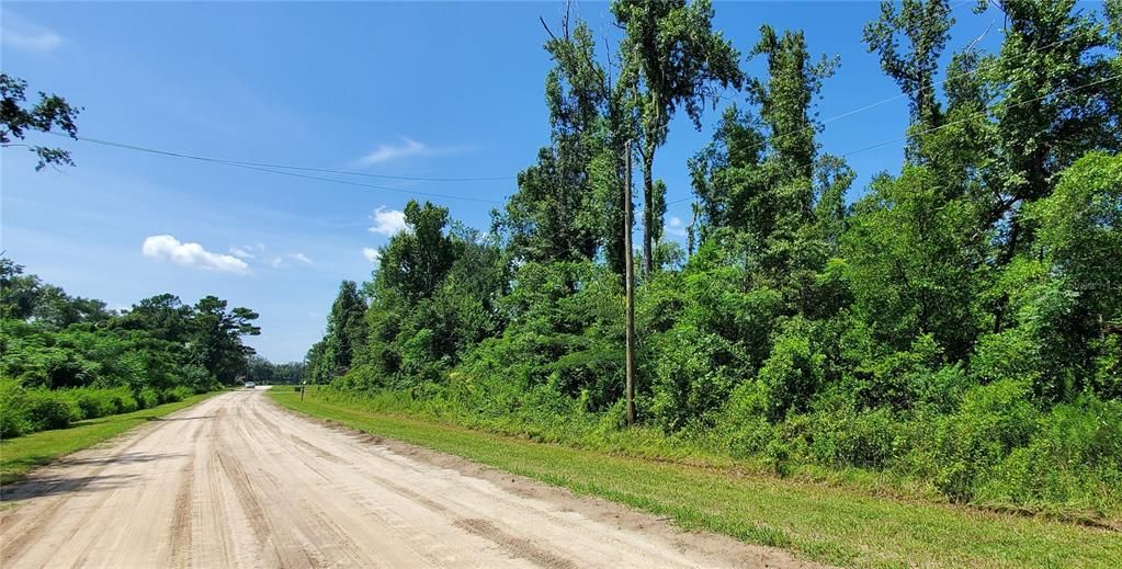 En Venta: $45,000 (2.50 acres)